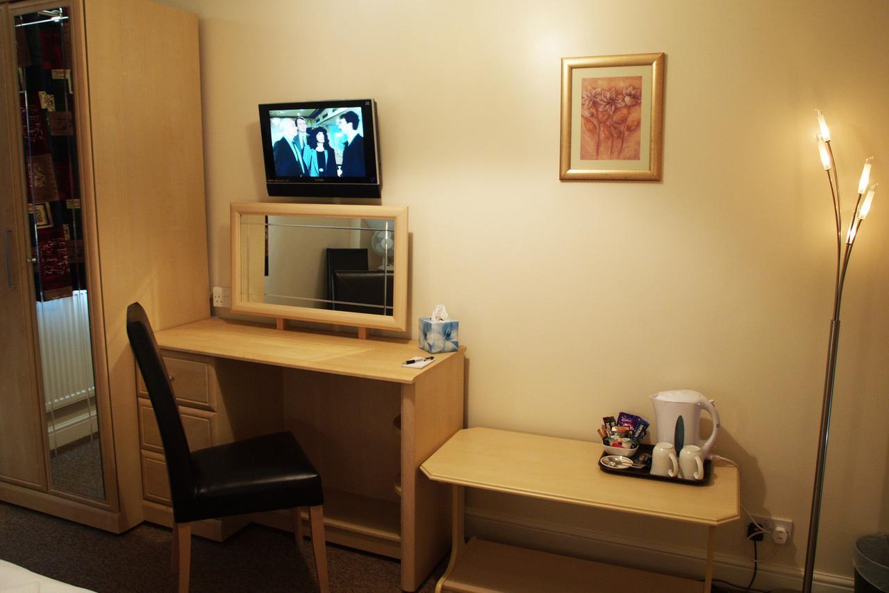 Hawk House Otel West Camel Dış mekan fotoğraf