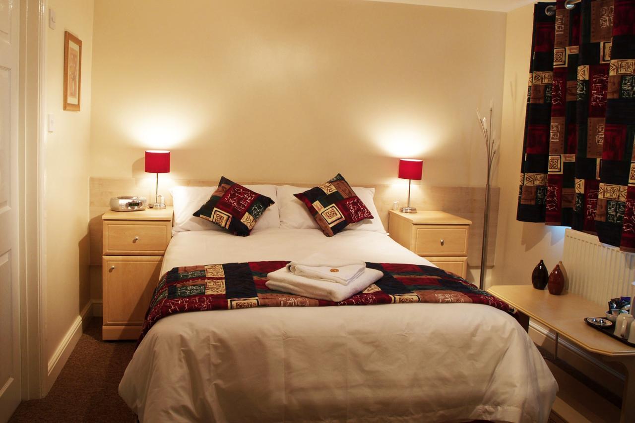 Hawk House Otel West Camel Dış mekan fotoğraf